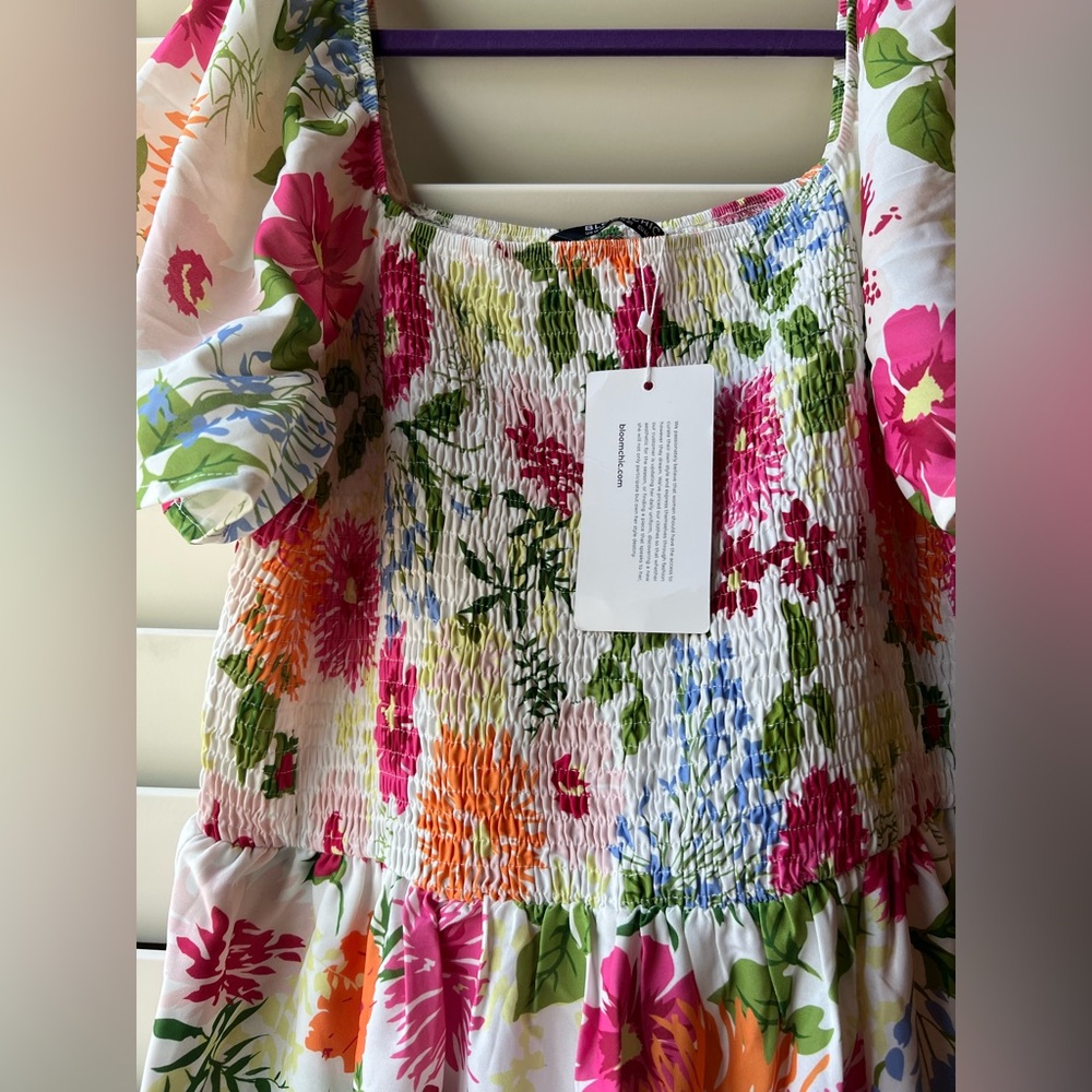 BloomChic - NWT - (14-16) Floral Dress with Pink and Green Accents - Picture 6 of 8
